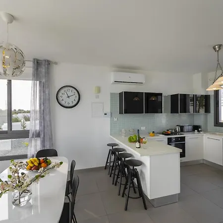 Greco Hilltop Views Villa Protaras