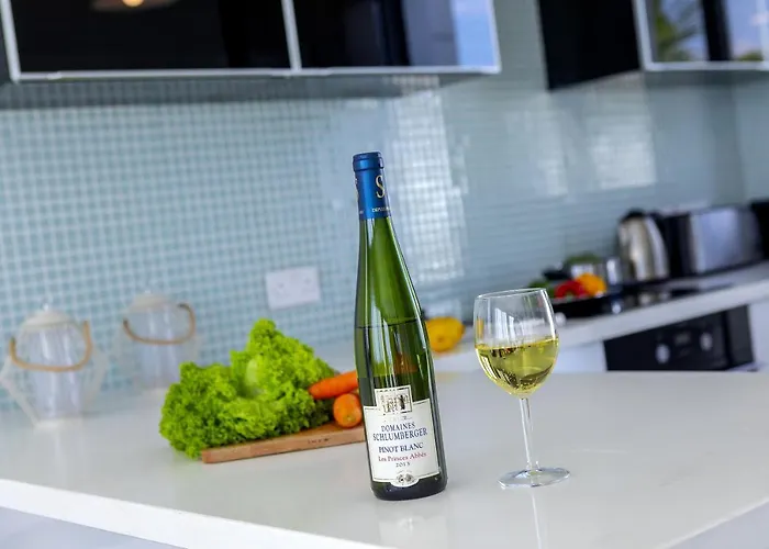 Greco Hilltop Views Villa *