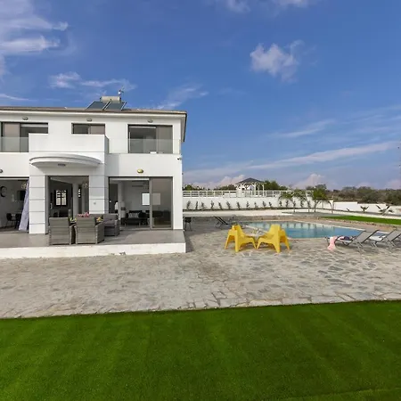 Greco Hilltop Views Villa