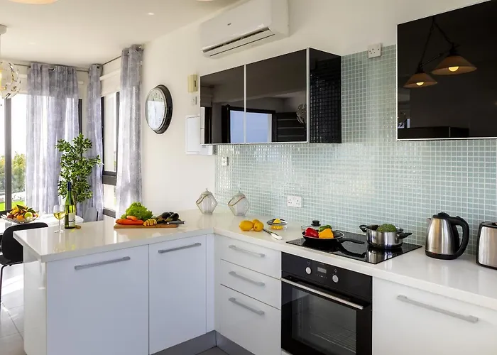 Greco Hilltop Views Villa *