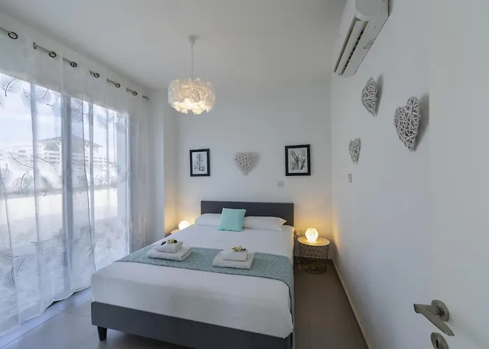 Villa Greco Hilltop Views Protaras