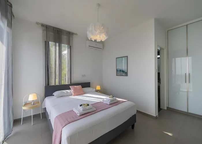 Greco Hilltop Views Villa Protaras